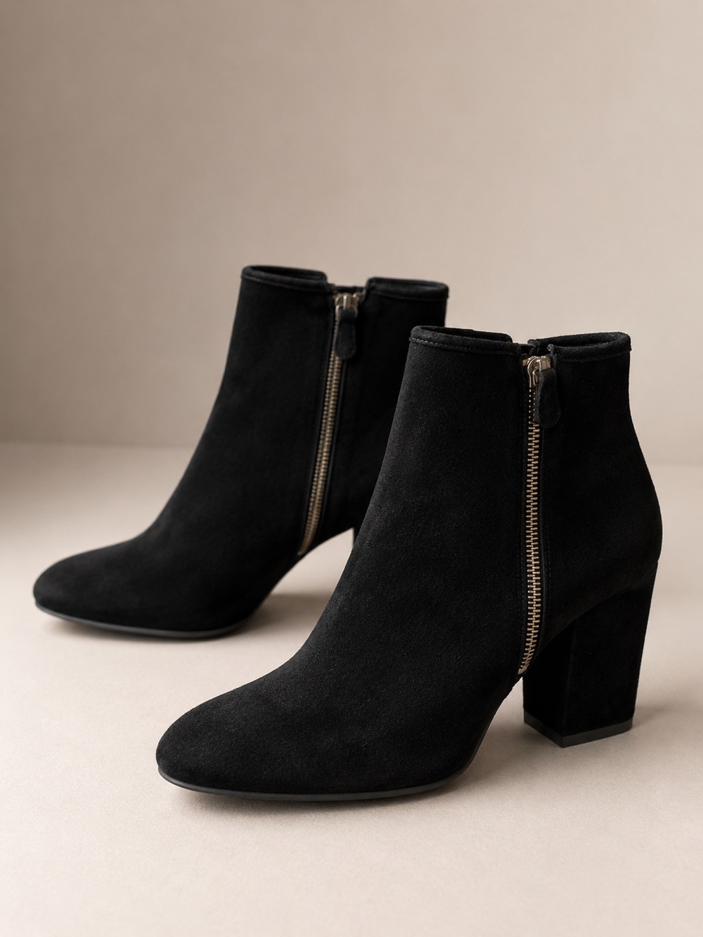MNG Mango Black Suede Ankle Booties Block Heel Zip Boots Fall Autumn Quiet Luxur
